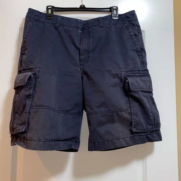 Men’s navy cargo shorts - Picture 1 of 2